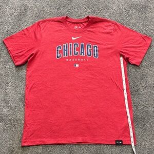 Nike Red Men’s Chicago Baseball Short-Sleeve Tee